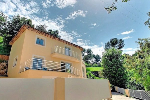 VALLAURIS - Annonce Maison à vendre 7 pièces VALLAURIS - Annonce Maison à vendre 7 pièces