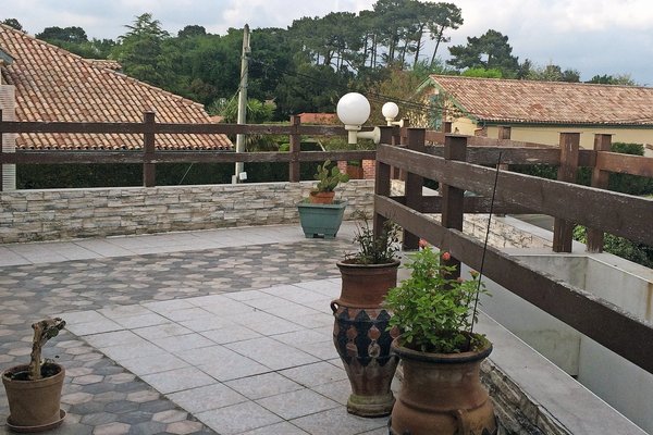 MESSANGES - Annonce Bien à vendre 6 pièces - 270 m² MESSANGES - Annonce Bien à vendre 6 pièces - 270 m²