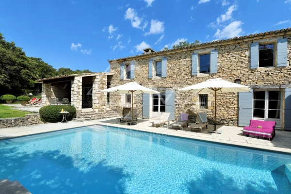 GORDES - Annonce Maison à louer 260 m² GORDES - Annonce Maison à louer 260 m²