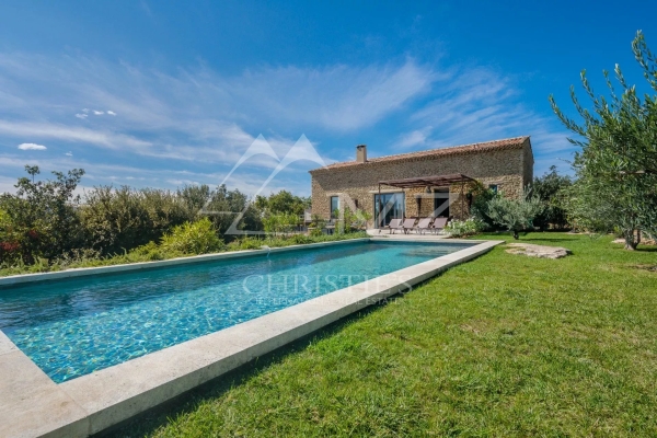 CABRIÈRES D'AVIGNON - Annonce Maison à louer 220 m² CABRIÈRES D'AVIGNON - Annonce Maison à louer 220 m²