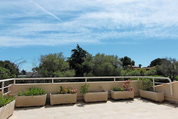 CAP D'ANTIBES - Annonce Appartement à vendre 4 pièces - 85 m² CAP D'ANTIBES - Annonce Appartement à vendre 4 pièces - 85 m²