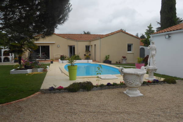 GENESTON - Annonce Maison à vendre 5 pièces - 120 m² GENESTON - Annonce Maison à vendre 5 pièces - 120 m²