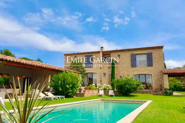 GORDES - Annonce Maison à louer 7 pièces GORDES - Annonce Maison à louer 7 pièces