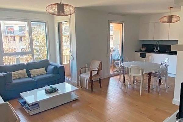 ÉCULLY - Annonce Appartement à vendre 5 pièces - 103 m² ÉCULLY - Annonce Appartement à vendre 5 pièces - 103 m²