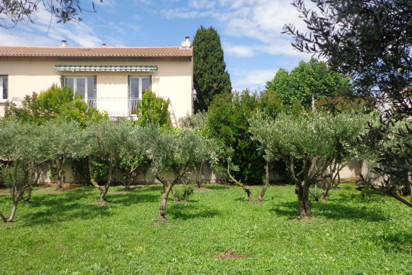 VEDENE - Annonce Maison à vendre 10 pièces - 160 m² VEDENE - Annonce Maison à vendre 10 pièces - 160 m²